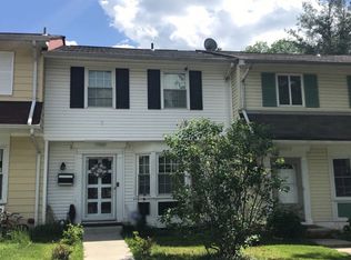 17607 Larchmont Ter, Gaithersburg, MD 20877