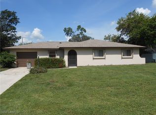 524 Glendale Ave, Lehigh Acres, FL 33936