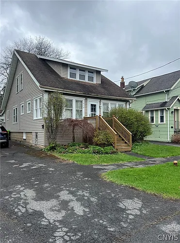 412 Delmar Pl Photo 1