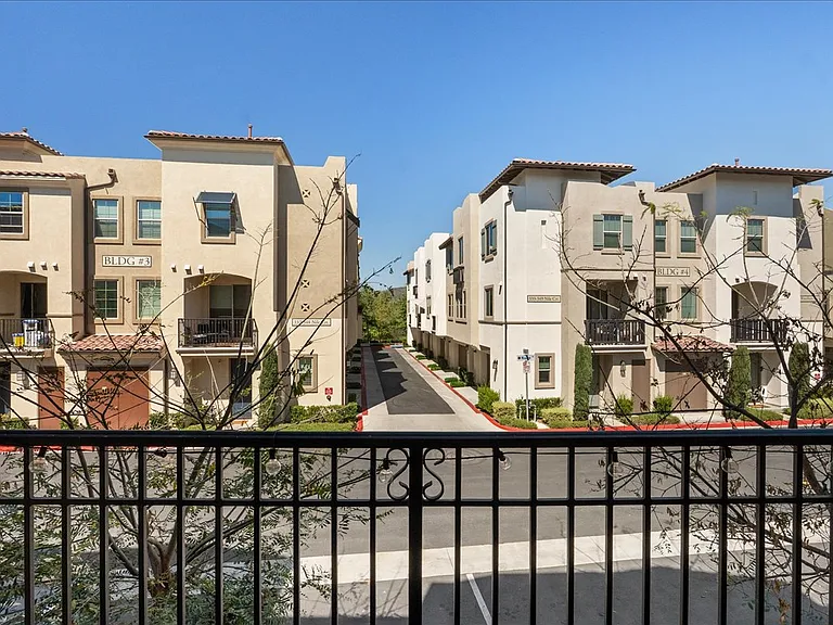 328 Paddle Ct — Photo 13