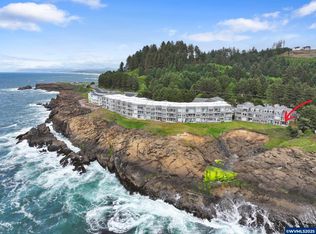 1113 N Highway 101 Unit 1, Depoe Bay, OR 97341