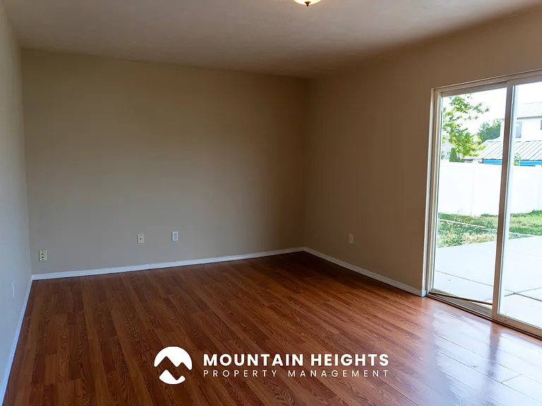 1953 W Black Angus Dr — Photo 14