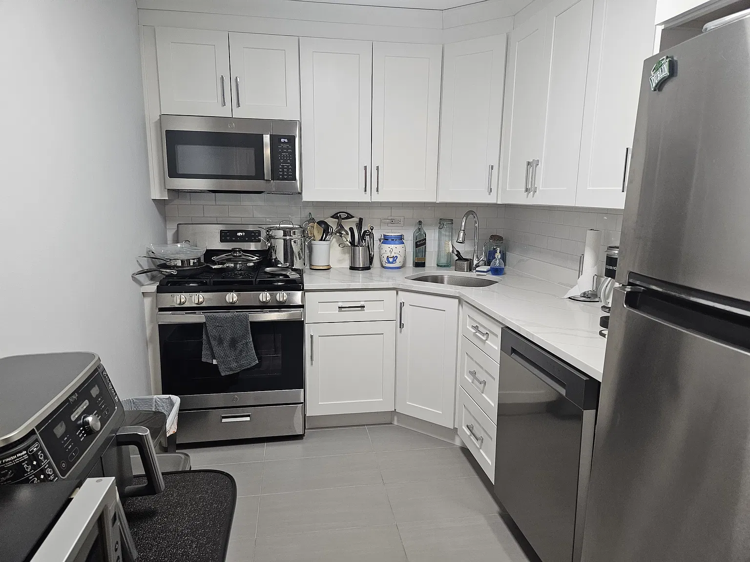 1 bed, 650 sqft, $3,000 — Photo 4