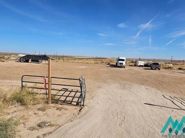 36 S Donaldson Farm Rd, Loving, NM 88256