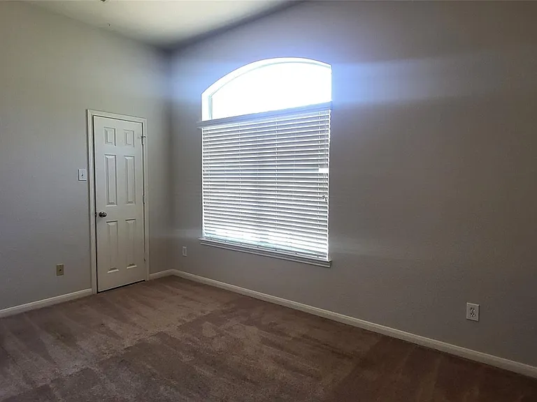24818 Mason Trail Dr — Photo 15