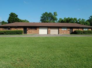 2945 Ruby Dr, Groves, TX 77619