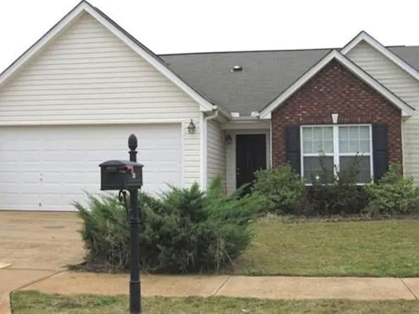302 Timberwind Dr, Byron, GA 31008