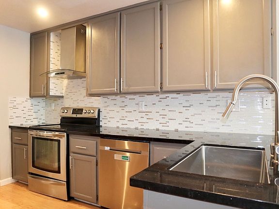 5th image of 34694 Siward Dr