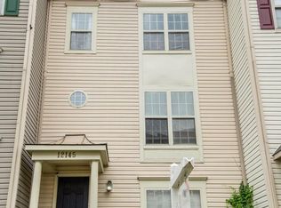 12145 Amber Ridge Cir, Germantown, MD 20876