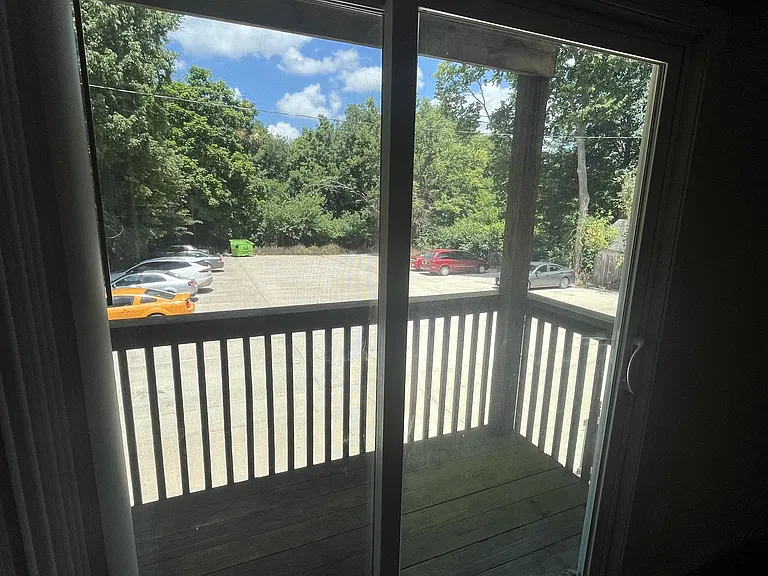415 Grover St #7 — Photo 5