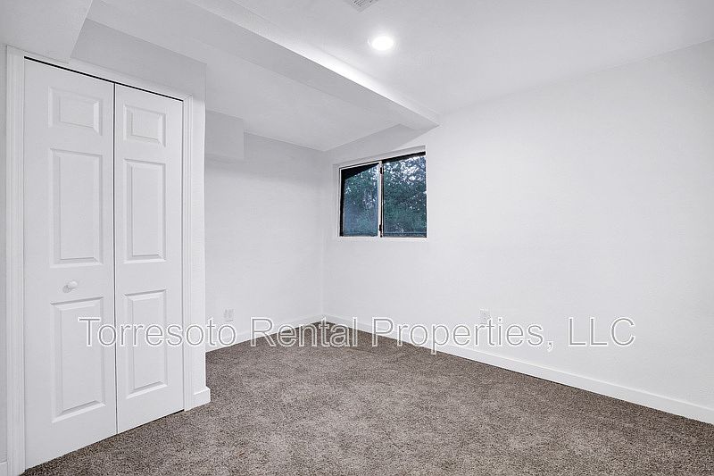 2nd image of 1920 Leal St #B