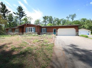 10669 Buelow Rd, Amherst, WI 54406