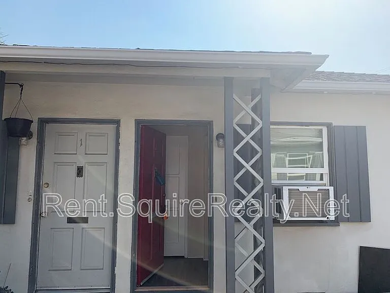 901 N San Gabriel Ave #2 — Photo 2