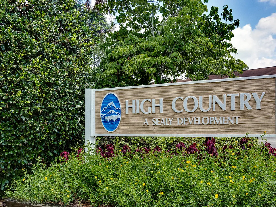 High Country Apartments