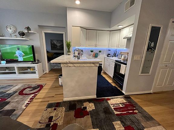 4th image of 4499 Saint Georges Ct