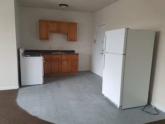 3rd image of 1376 W 79th St #1376308