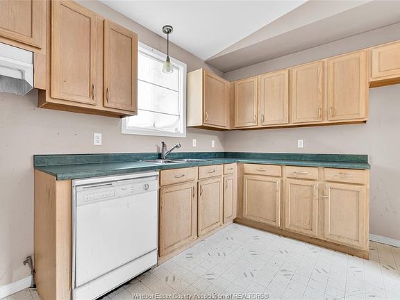 3rd image of 2722 Cappelletto Rd
