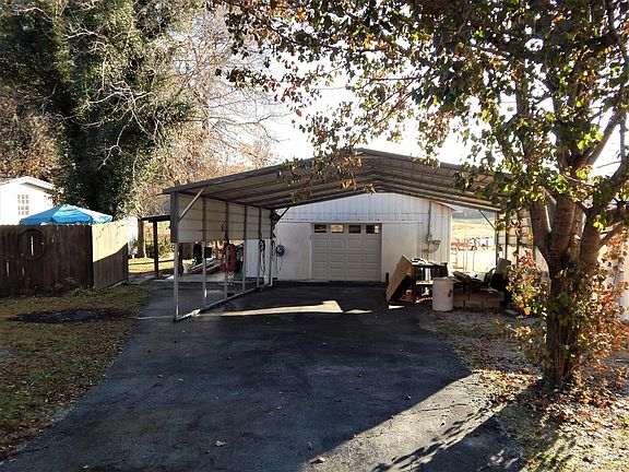 5th image of 841 Collinwood Hwy