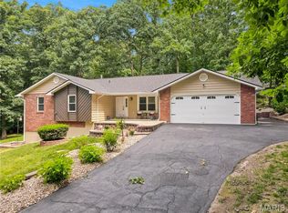 800 Pralle Ln, Saint Charles, MO 63303