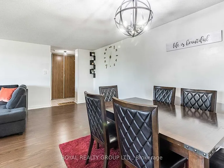 18 Knightsbridge Rd #303 — Photo 10