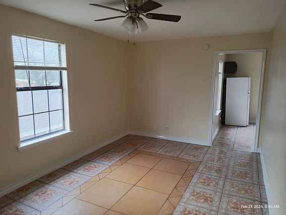 5th image of 1013 N Canada Ave Unit 2