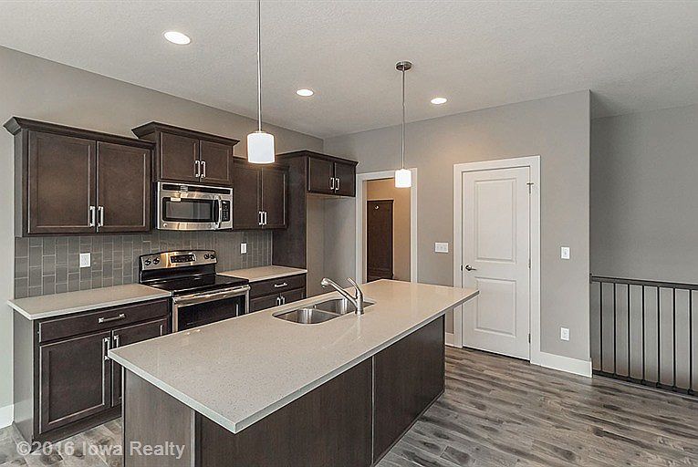1st image of 9608 Cedarwood Dr