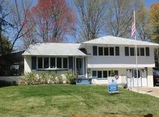 1000 Copley Pl N, Haddonfield, NJ 08033