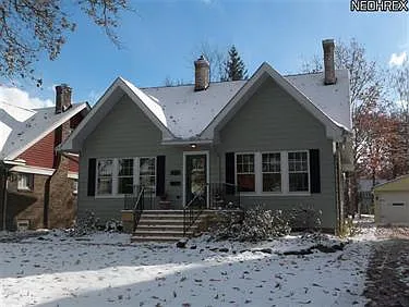 3026 E Derbyshire Rd photo 1