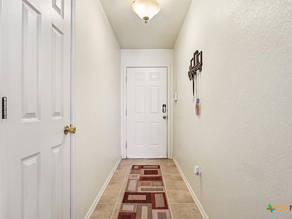 5th image of 1211 Katelyn Cir