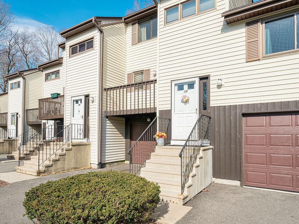 1st image of 1 Oak Forest Drive #5