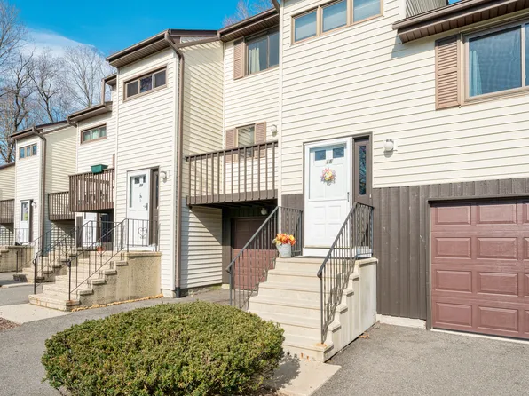 1 Oak Forest Drive #5, Manchester, CT 06042