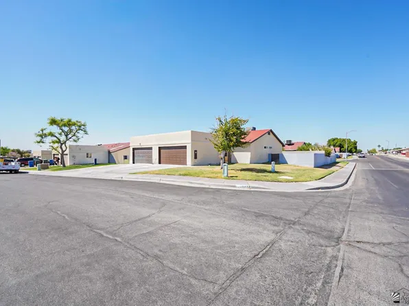 1402 W Las Lomas St, Yuma, AZ 85364