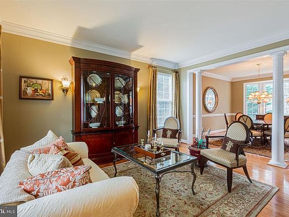 4th image of 18532 Rushbrooke Dr