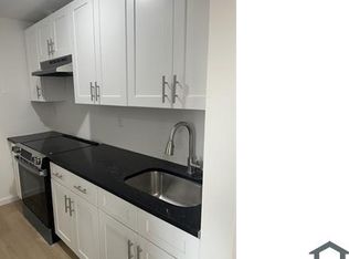943 College Ave #5D, Bronx, NY 10456