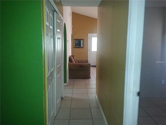 4th image of 2409 Weymouth Ct