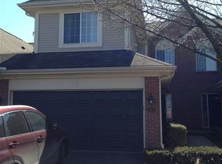 618 Macwilliams Ln #1, Royal Oak, MI 48067