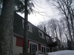 6322 Kelley Dr, Millersburg, MI 49759