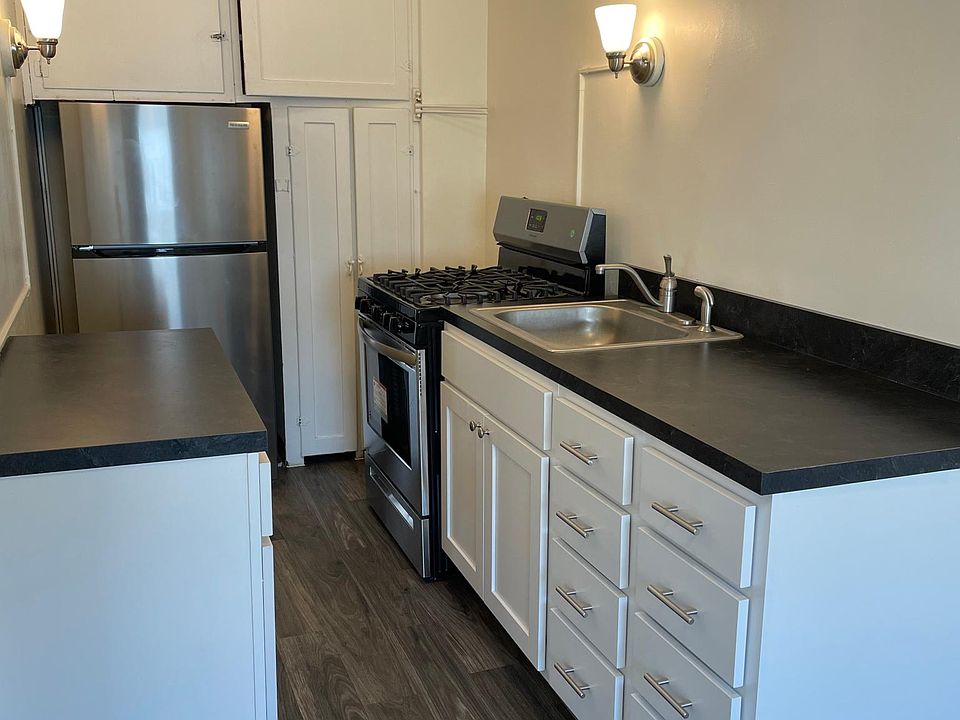 1st image of 4960 Laclede Ave #505