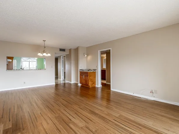 2202 S Cypress Bend Drive #703, Pompano Beach, FL 33069