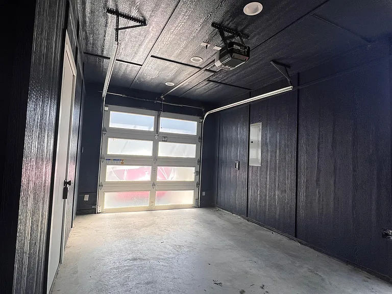 3815 Hamilton Ave — Photo 23