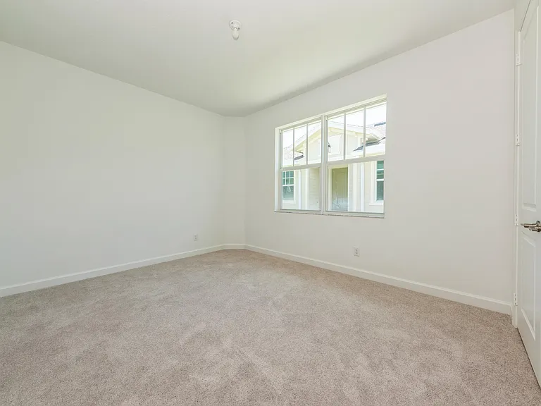 1252 Haywagon Trl — Photo 15
