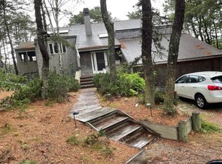 1 Cooper Rd, Truro, MA 02666