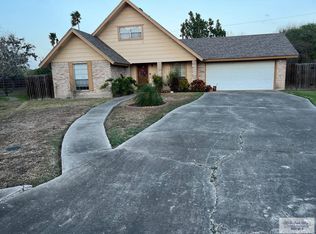 25 Cobblestone Cir, Brownsville, TX 78521