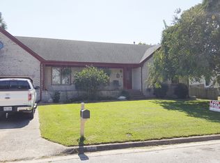 535 Queenswood Ter, Chesapeake, VA 23322