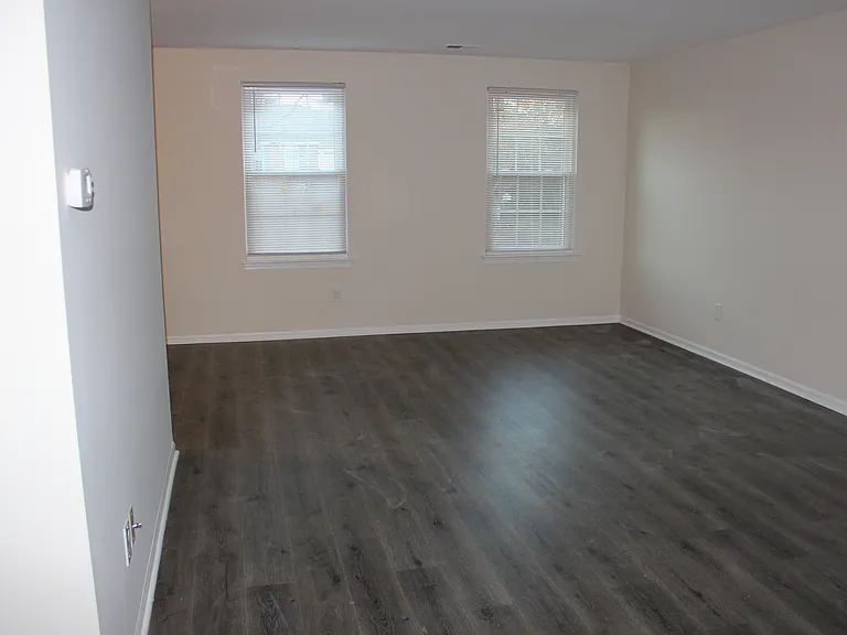 1691B Bluebird Dr #B — Photo 4