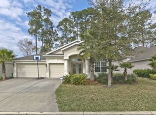 8235 Hedgewood Dr, Jacksonville, FL 32216