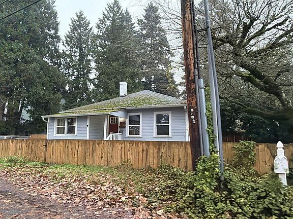 2nd image of 5808 SE Hill St
