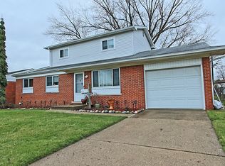 11318 Jacqueline Dr, Sterling Heights, MI 48313