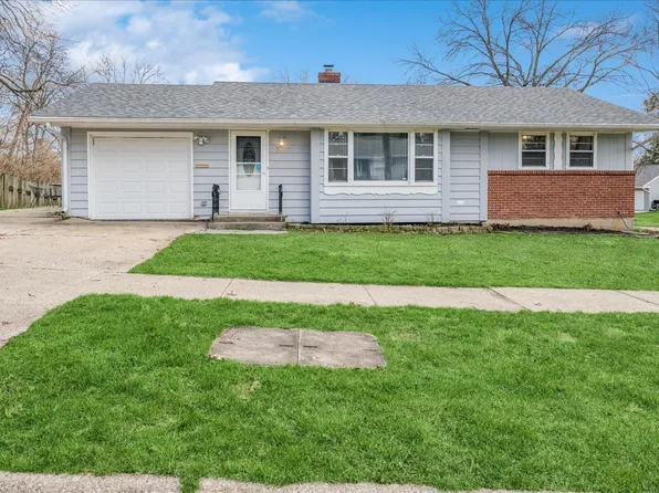 3005 Oak Grove Ln, Rockford, IL 61108