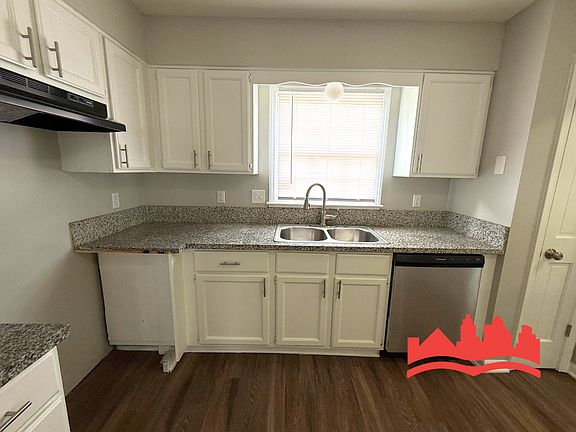 5th image of 5571 Blossom Ln